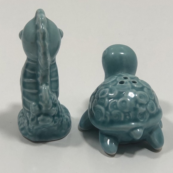 Ceramic Salt & Pepper Shakers‎ Turtle Seahorse Blue Teal Ocean Beach House Decor - Picture 4 of 4